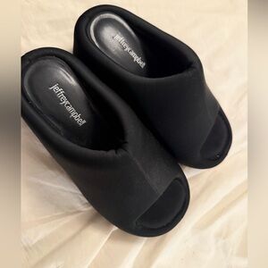Jeffrey Campbell Black Women's Slide slip ins puffy soft